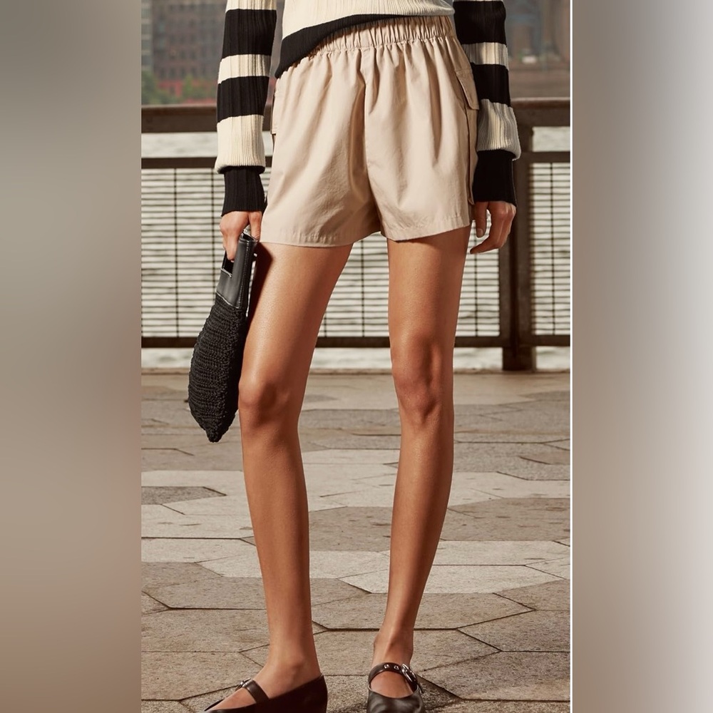 COPY - NWT’s ATM Thomas Melilo Women’s Shorts Size Small Light Khaki